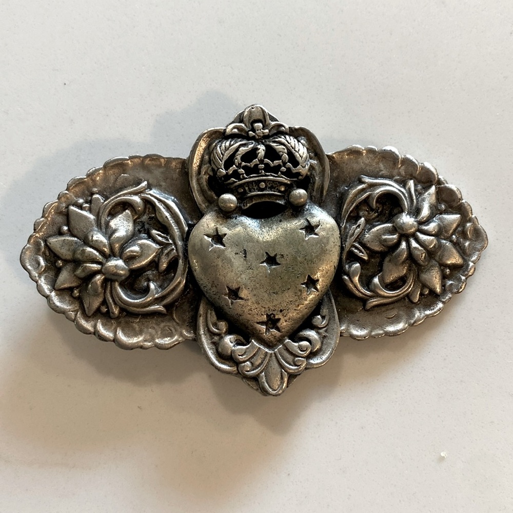 Belt buckle